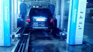 China Blue Tunnel-type Car Washing Equipment Brushless With High Efficiency supplier